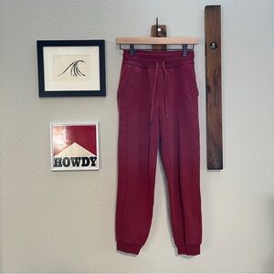 $118 Lululemon Scuba High-Rise Jogger 7/8 Length Mulled Wine Size 2 Sweatpants